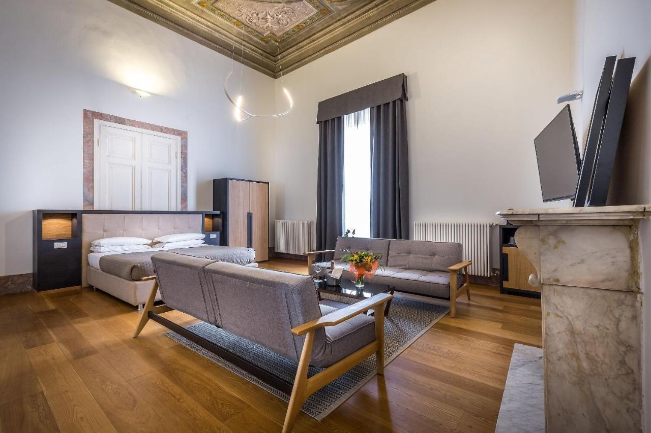 Residenza D'Epoca Al Numero 8 Φλωρεντία Εξωτερικό φωτογραφία